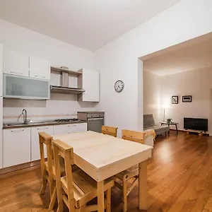 Apartment Manzoni House, Bari